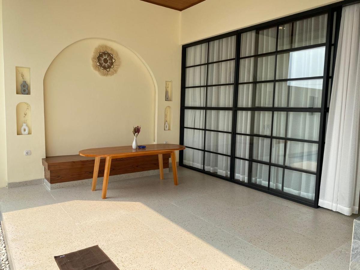 Azalea Room By The Anp Villas Cikundul Экстерьер фото